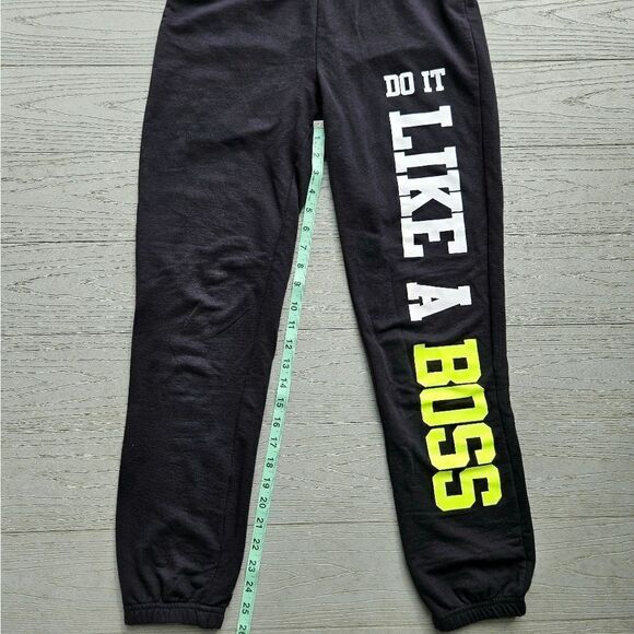 Like A Boss jogger by NO COMMENT - Picture 10 of 13